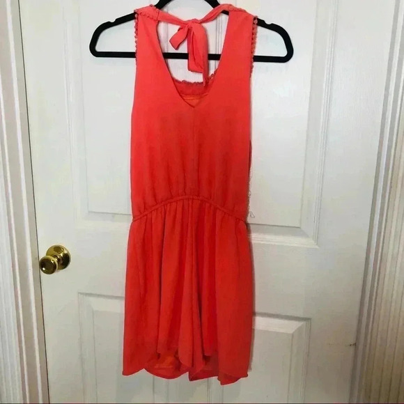 Society girl one piece short set/ size sm - Picture 3 of 3